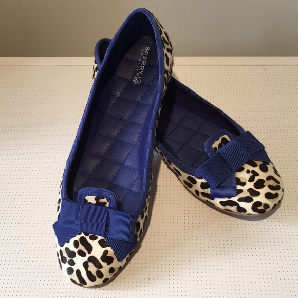 Amazing Leopard Print Ballet Flats - Picture 2 of 4